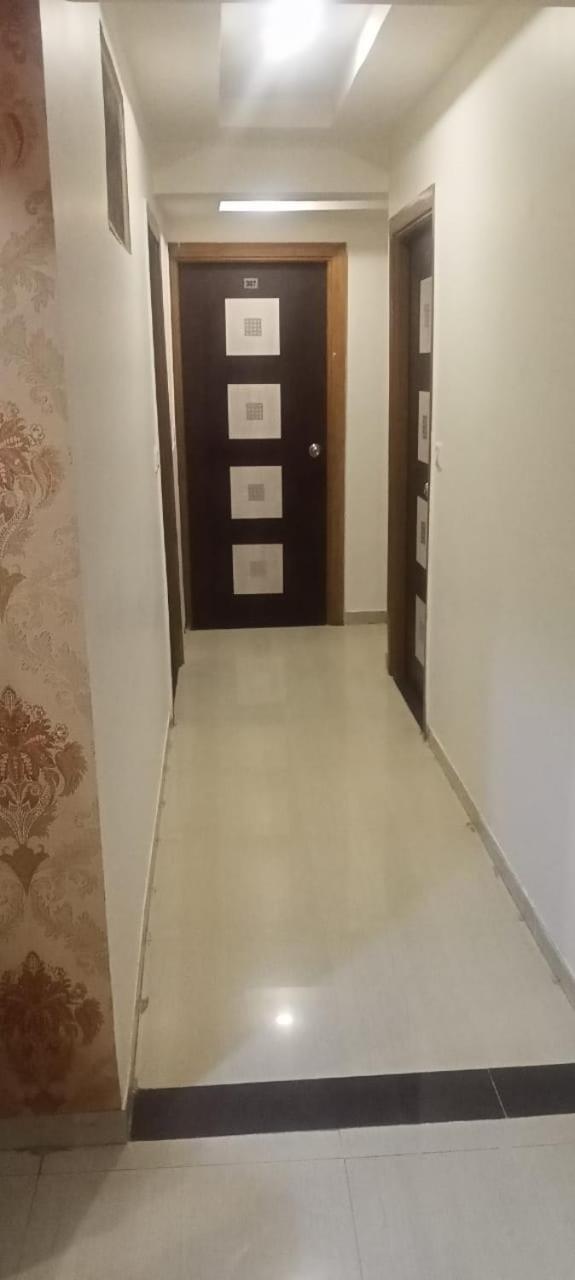 Hotel Anjali Palace Amhedabad Dış mekan fotoğraf